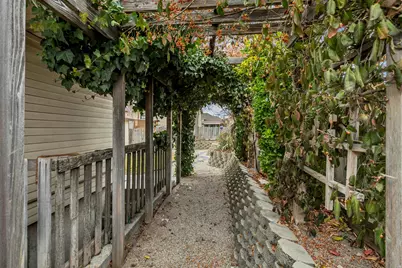 635 E Pioneer Ave S, Sandy, UT 84070 - Photo 36