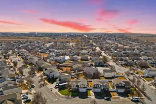 2803 W 2025 S, Syracuse, UT 84075 - Photo 2