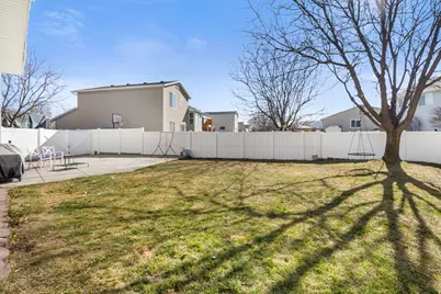 2803 W 2025 S, Syracuse, UT 84075 - Photo 28