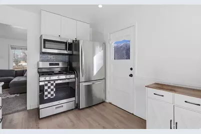 425 W 800 N, Provo, UT 84601 - Photo 6