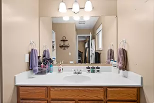 7106 S Angelsea Dr W, West Jordan, UT 84084 - Photo 14