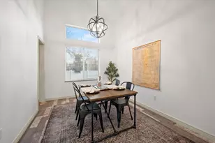 1952 E Meadow Downs Way, Cottonwood Heights, UT 84121 - Photo 8