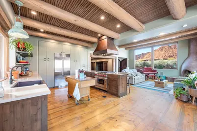 1060 W Wintook Dr, Ivins, UT 84738 - Photo 14