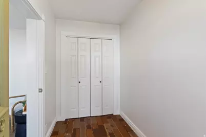 87 E 100 S, Kaysville, UT 84037 - Photo 18