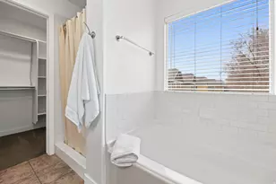 153 E Crescent Ln, Sandy, UT 84070 - Photo 18