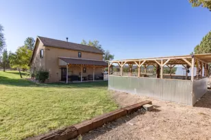 825 N Horsemans Dr, Dammeron Valley, UT 84783 - Photo 36