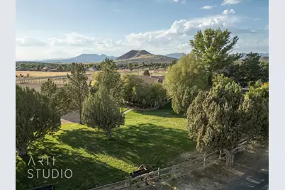 825 N Horsemans Dr, Dammeron Valley, UT 84783 - Photo 1