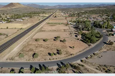 825 N Horsemans Dr, Dammeron Valley, UT 84783 - Photo 40