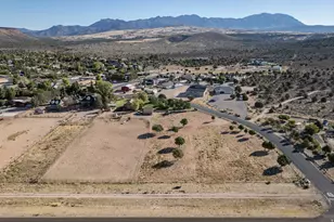 825 N Horsemans Dr, Dammeron Valley, UT 84783 - Photo 42