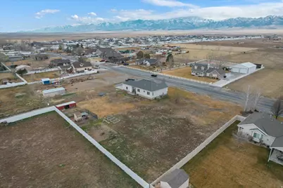 525 S Hale St, Grantsville, UT 84029 - Photo 40