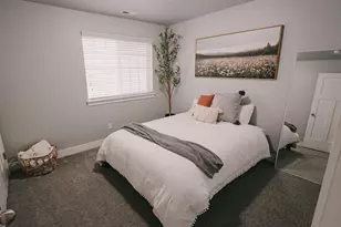 7565 N Hutch Ln E, Eagle Mountain, UT 84005 - Photo 12