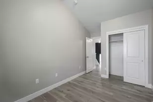 1814 W 2300 S, Woods Cross, UT 84087 - Photo 14