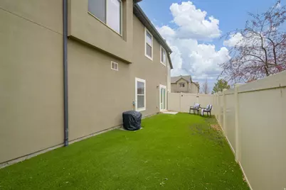 1814 W 2300 S, Woods Cross, UT 84087 - Photo 24