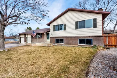 584 W 1350 N, Clinton, UT 84015 - Photo 2