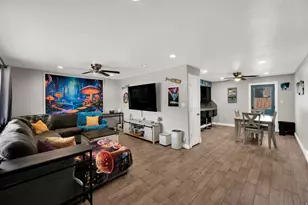 584 W 1350 N, Clinton, UT 84015 - Photo 4