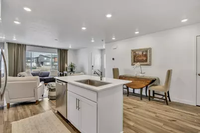 1987 E Sand Hollow Dr, Eagle Mountain, UT 84005 - Photo 8