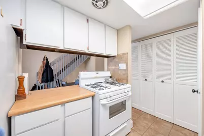 5504 S Willow Ln, Murray, UT 84107 - Photo 12