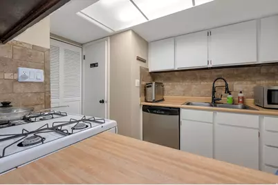 5504 S Willow Ln, Murray, UT 84107 - Photo 10