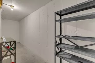 2321 W Harvest Ln, West Jordan, UT 84084 - Photo 38