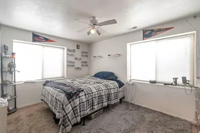 566 S Center St, Santaquin, UT 84655 - Photo 22