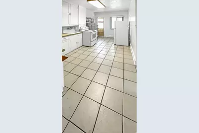 232 E 400 N, Provo, UT 84606 - Photo 16