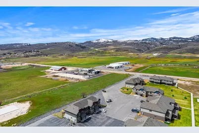 140 W 150 S #H29, Garden City, UT 84028 - Photo 32