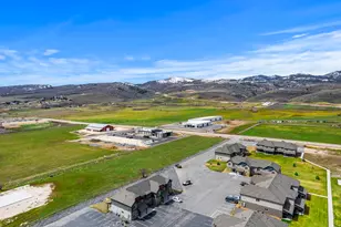 140 W 150 S, Garden City, UT 84028 - Photo 32