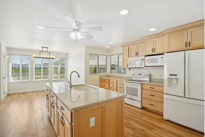 4091 W Swensen Farm Dr, Riverton, UT 84096 - Photo 18