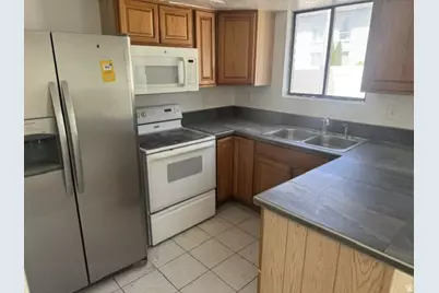 1554 S Monroe #B-1, Ogden, UT 84404 - Photo 2