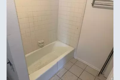 1554 S Monroe #B-1, Ogden, UT 84404 - Photo 16