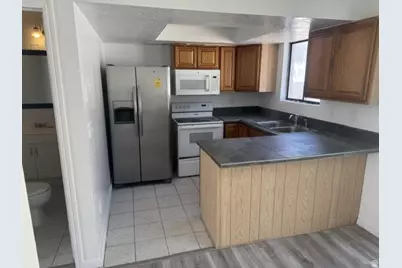 1554 S Monroe #B-1, Ogden, UT 84404 - Photo 4