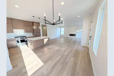 11328 S Silver Pond Dr W #321, South Jordan, UT 84009 - Photo 2