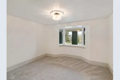 2760 E Blue Spruce Dr, Holladay, UT 84117 - Photo 32