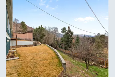 2760 E Blue Spruce Dr, Holladay, UT 84117 - Photo 34