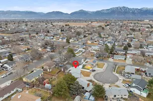 4064 W Aquarius Cir S, Salt Lake City, UT 84118 - Photo 38