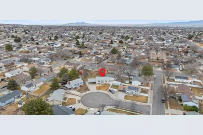 4064 W Aquarius Cir S, Salt Lake City, UT 84118 - Photo 32