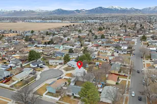 4064 W Aquarius Cir S, Salt Lake City, UT 84118 - Photo 34