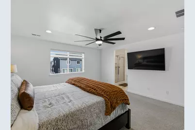 1950 W 900 N, Layton, UT 84041 - Photo 34