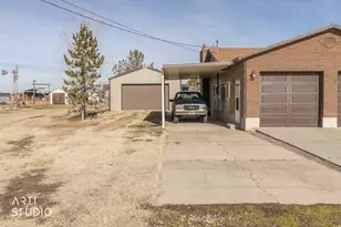 6868 W 5100 S, Hooper, UT 84315 - Photo 4