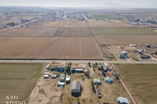 6868 W 5100 S, Hooper, UT 84315 - Photo 72