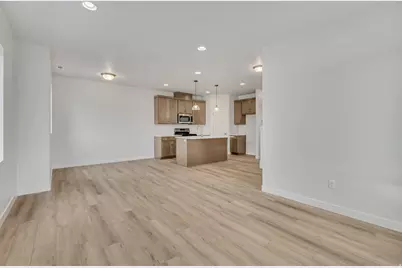 1101 W 1580 N #171, Salem, UT 84653 - Photo 6