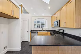 3884 W Coral Dune Dr, South Jordan, UT 84009 - Photo 14