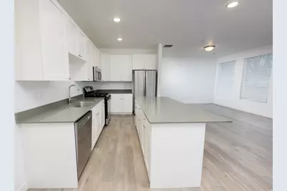 339 W 25 N #6, Layton, UT 84041 - Photo 4