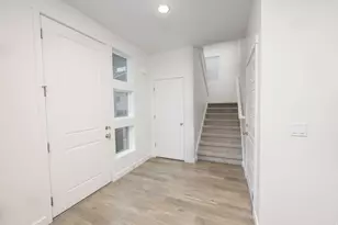 339 W 25 N, Layton, UT 84041 - Photo 10