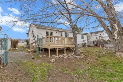 337 E 910 N, Tooele, UT 84074 - Photo 18