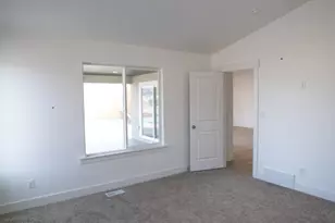 2268 E Sego Liliy Dr, Eagle Mountain, UT 84005 - Photo 12