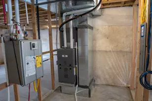 2268 E Sego Liliy Dr, Eagle Mountain, UT 84005 - Photo 18