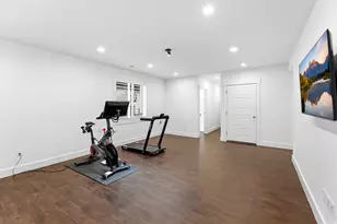 2340 N 650 W, Centerville, UT 84014 - Photo 28