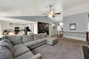 13708 S Buckeye Way, Riverton, UT 84096 - Photo 4