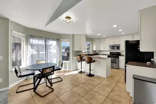 13708 S Buckeye Way, Riverton, UT 84096 - Photo 6